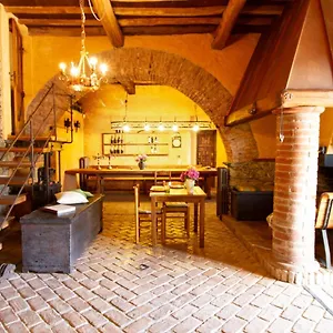 *** Bed & Breakfast Rivarola Al Tempo Dei Castelli Italy